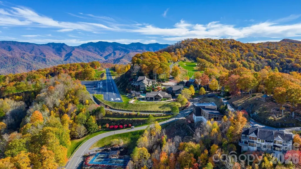 140 Slickrock Road Burnsville NC 28714