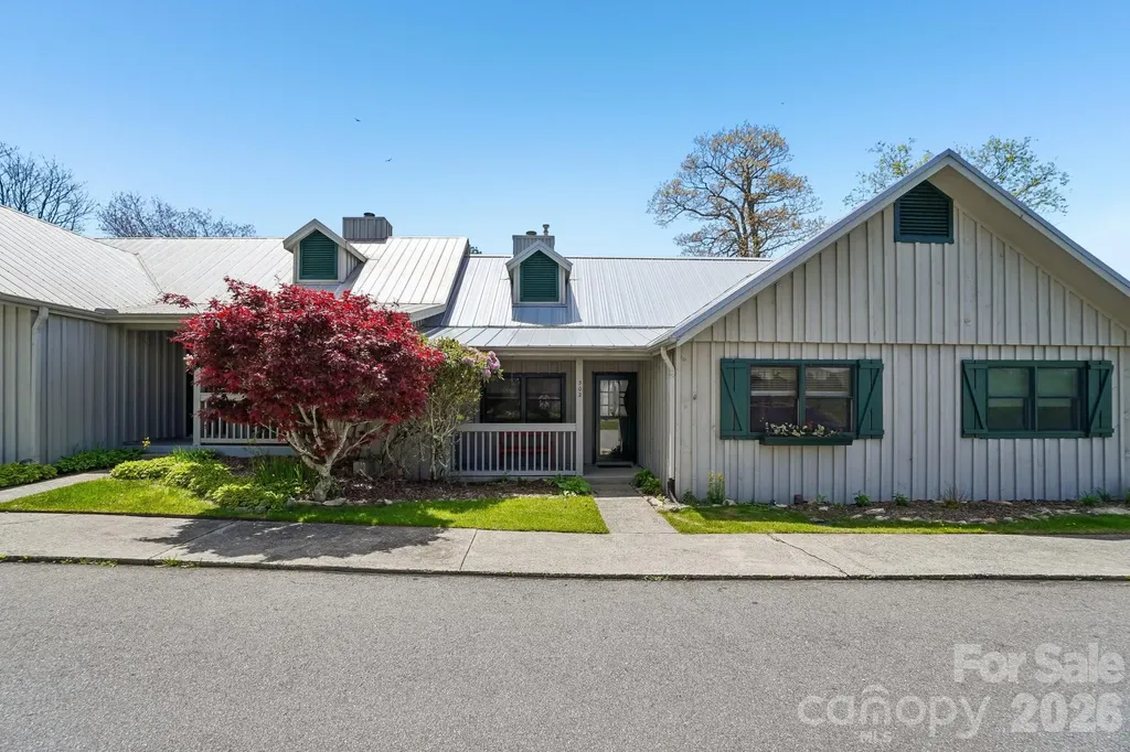 302 Eagles Nest Court S Mars Hill NC 28754