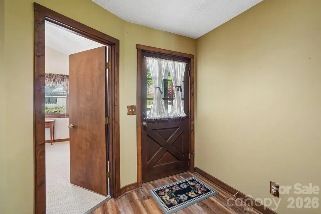 302 Eagles Nest Court S Mars Hill NC 28754
