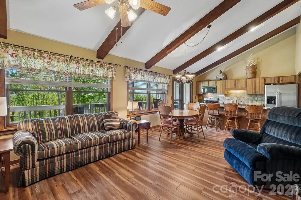 302 Eagles Nest Court S Mars Hill NC 28754