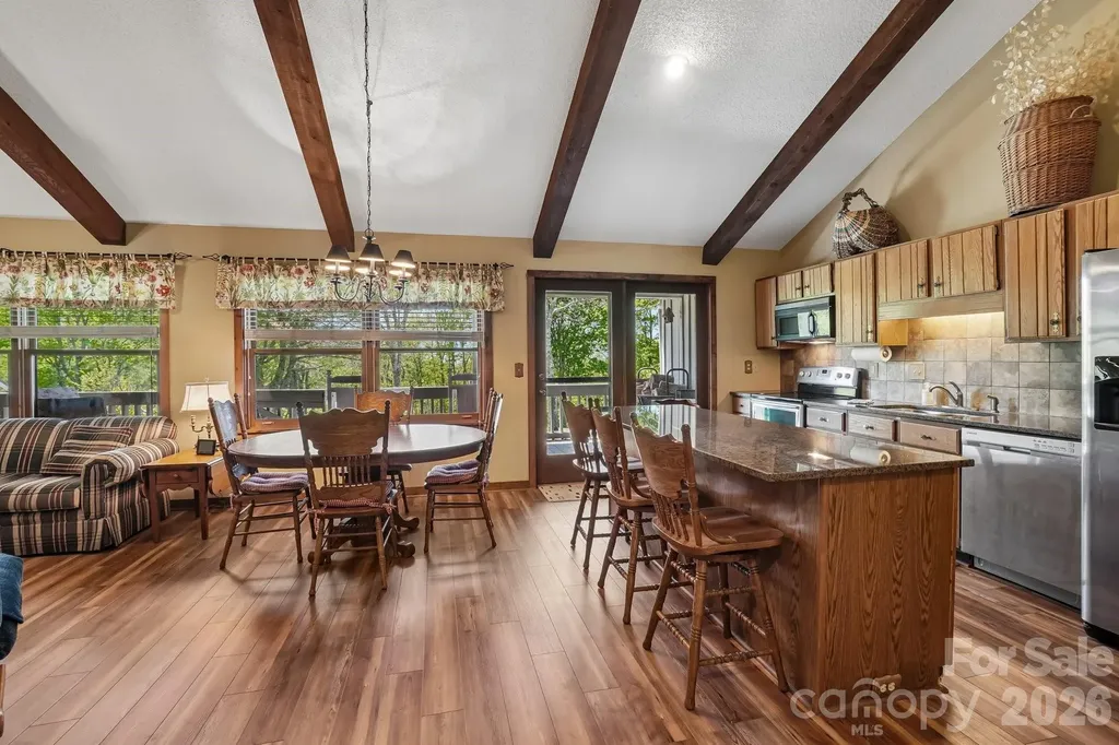 302 Eagles Nest Court S Mars Hill NC 28754