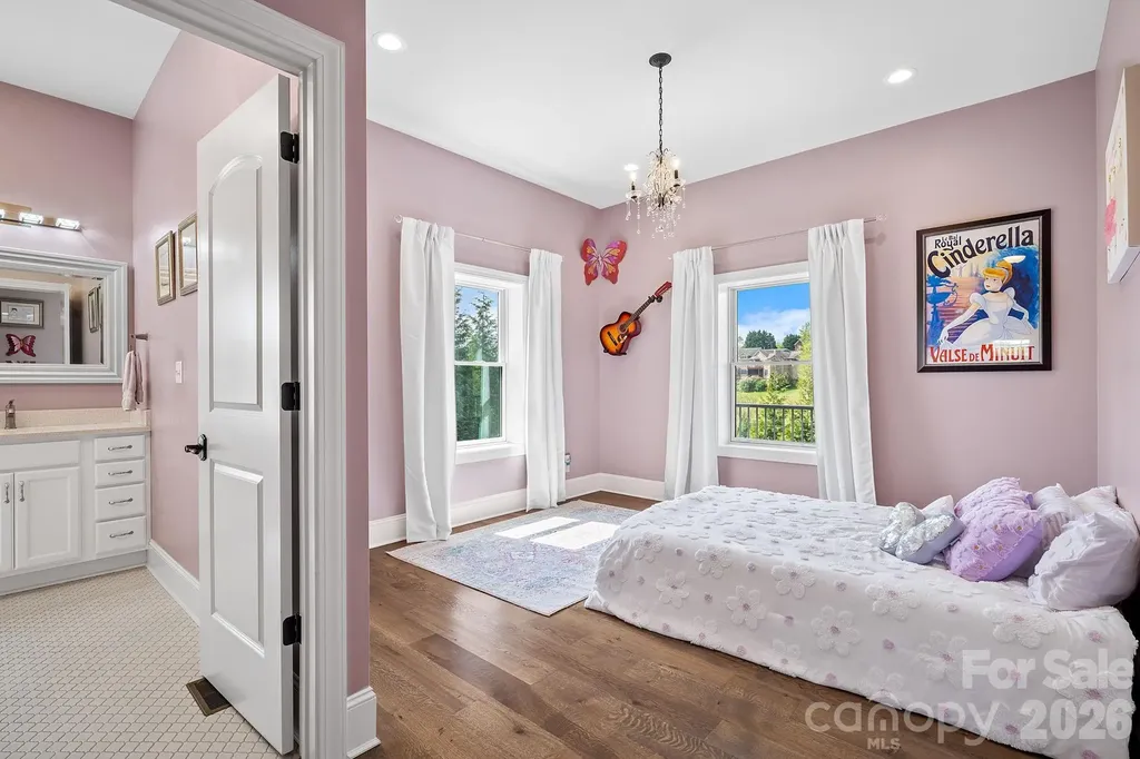 64 Water Hill Way Fletcher NC 28732