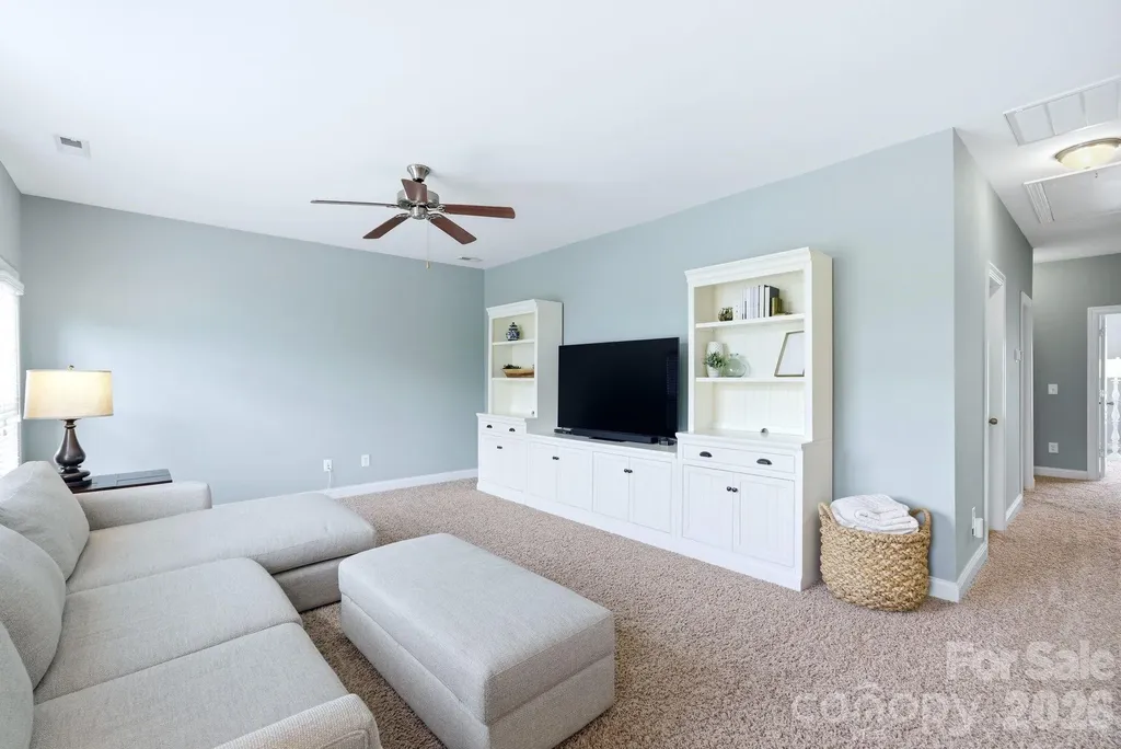 8029 Whitehawk Hill Road Waxhaw NC 28173