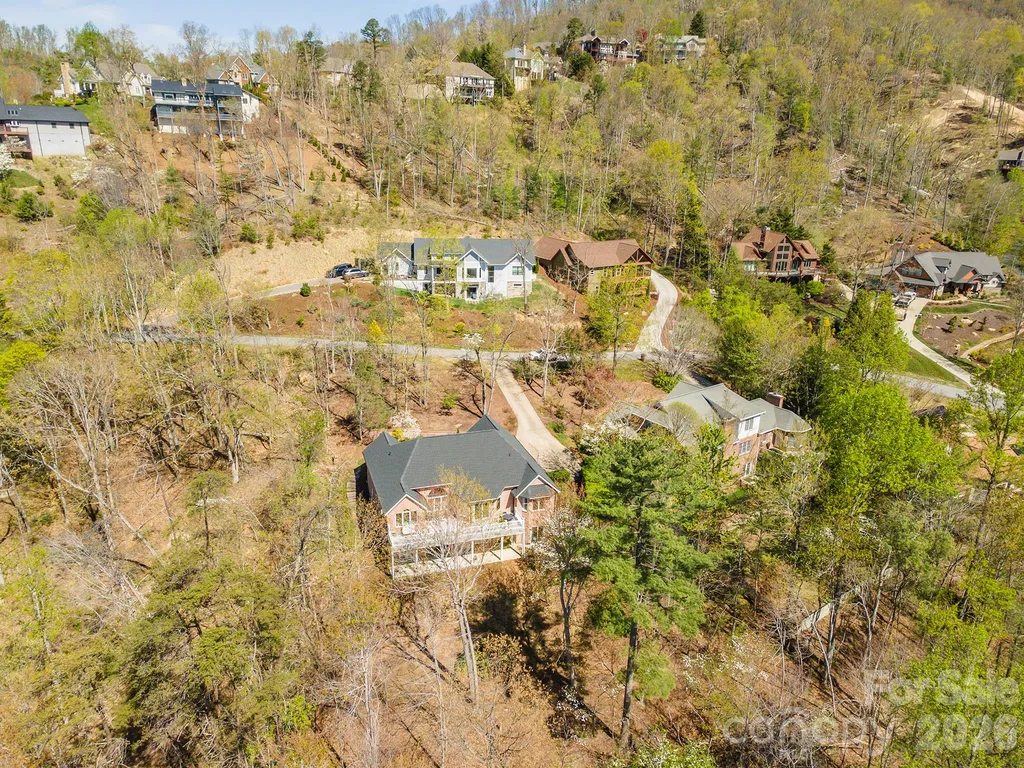 11 High Meadow Drive Weaverville NC 28787