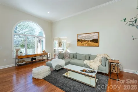 11 High Meadow Drive Weaverville NC 28787