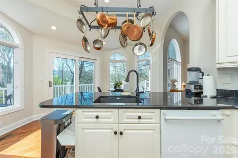 11 High Meadow Drive Weaverville NC 28787