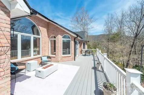 11 High Meadow Drive Weaverville NC 28787