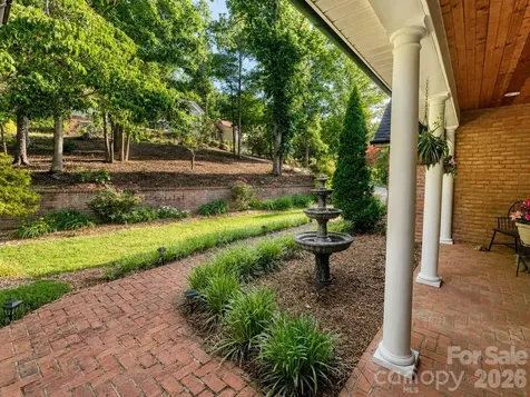 11 High Meadow Drive Weaverville NC 28787