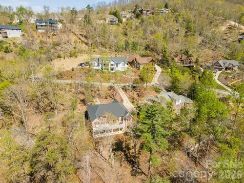 11 High Meadow Drive Weaverville NC 28787