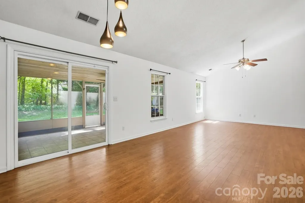 3419 Pondridge Court Charlotte NC 28269