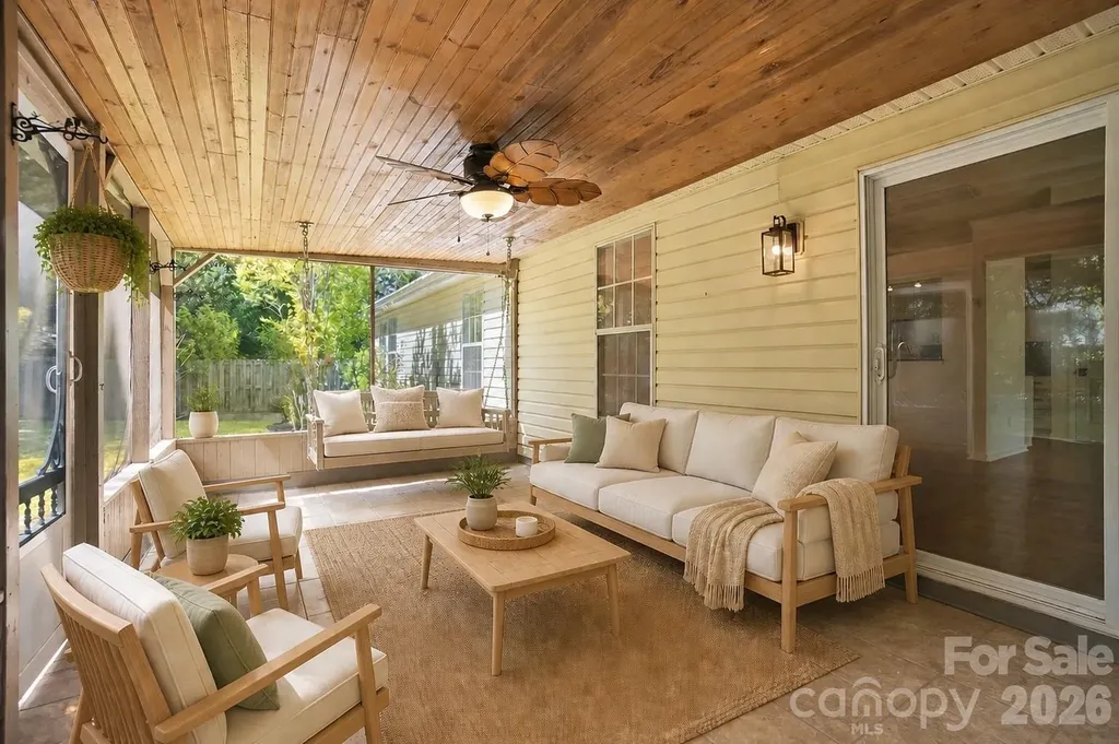3419 Pondridge Court Charlotte NC 28269