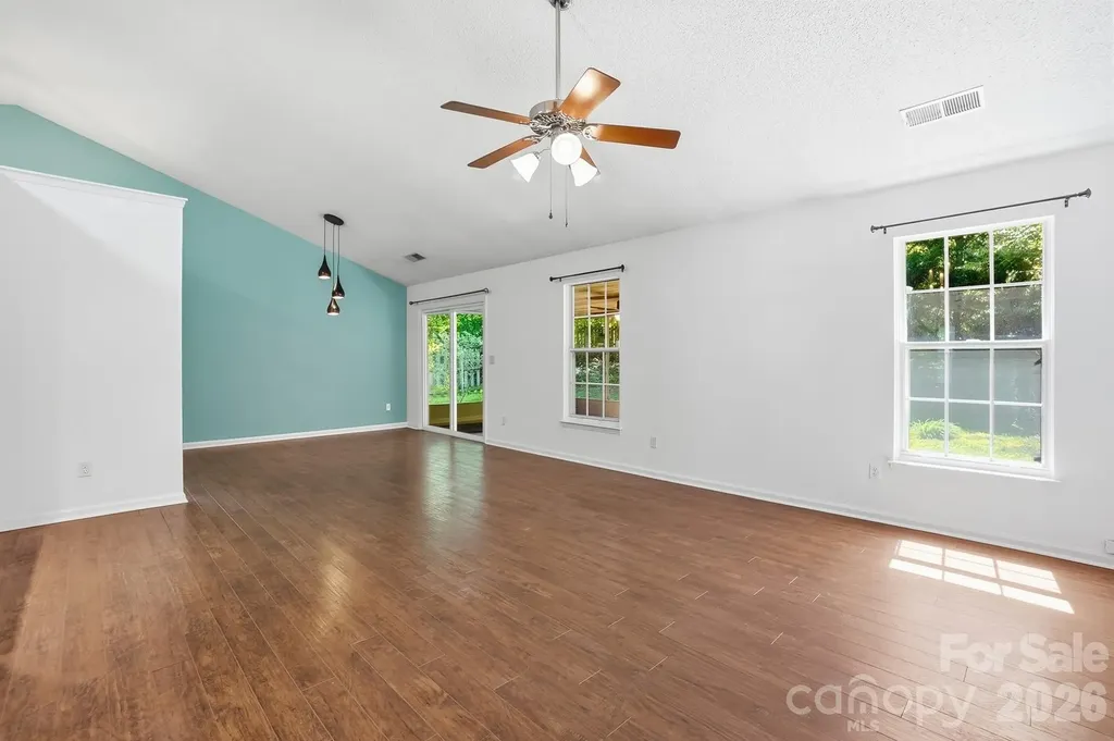 3419 Pondridge Court Charlotte NC 28269