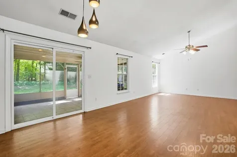 3419 Pondridge Court Charlotte NC 28269