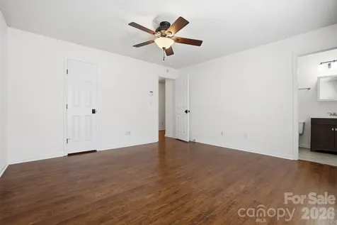3419 Pondridge Court Charlotte NC 28269