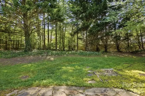 3419 Pondridge Court Charlotte NC 28269