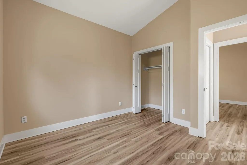 207 Hanover Street Asheville NC 28806