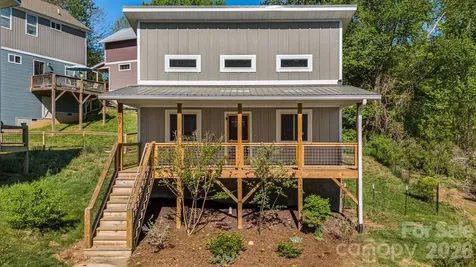 207 Hanover Street Asheville NC 28806
