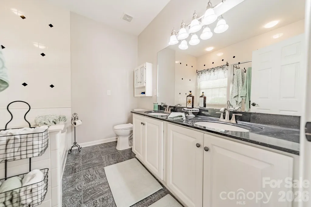 6216 Creek Breeze Road Charlotte NC 28269