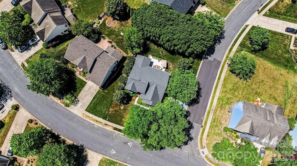 6216 Creek Breeze Road Charlotte NC 28269