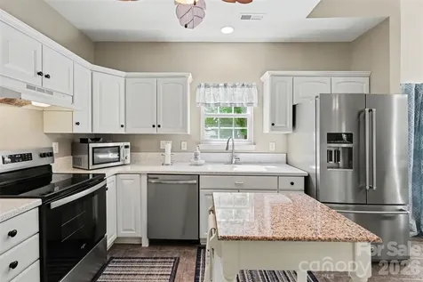 6216 Creek Breeze Road Charlotte NC 28269