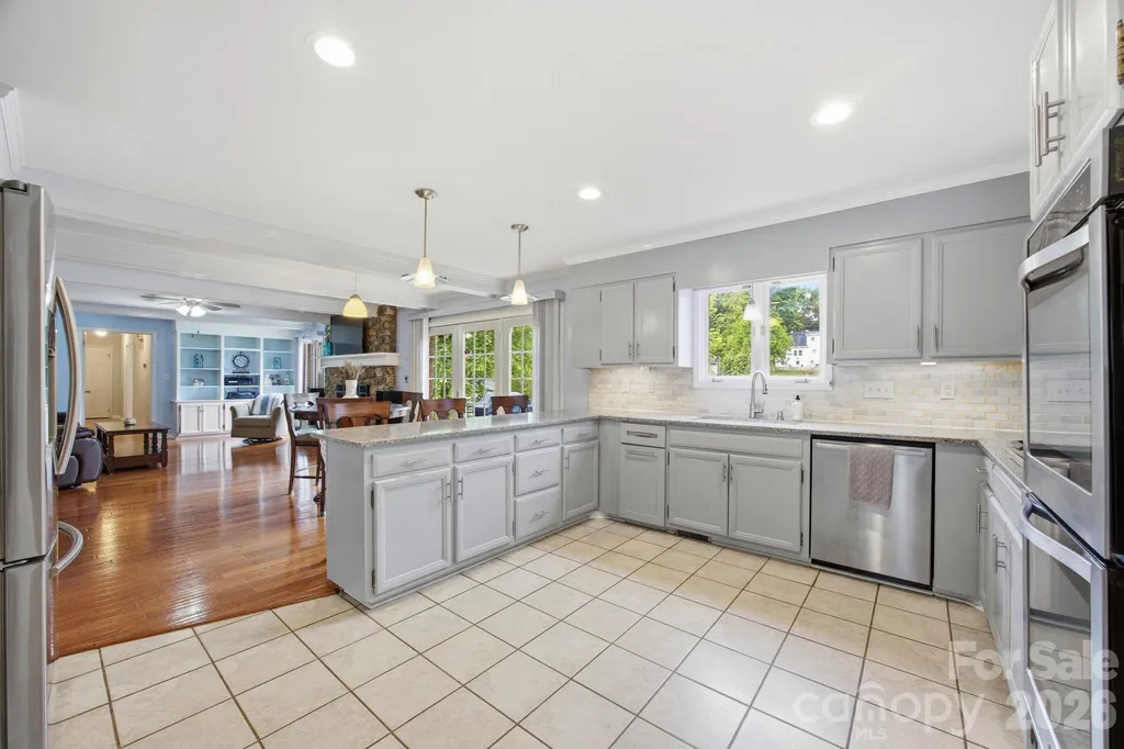 1215 Hillside Drive Gastonia NC 28052