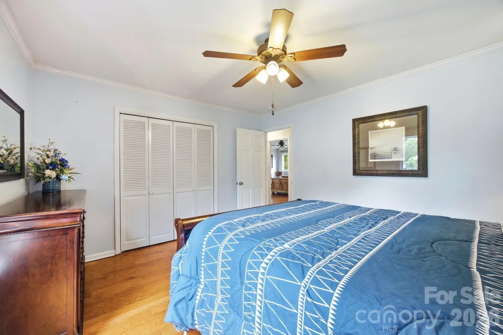 1215 Hillside Drive Gastonia NC 28052