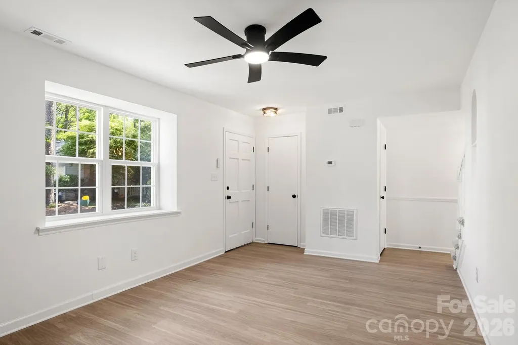 8517 Castle Pine Court Charlotte NC 28226