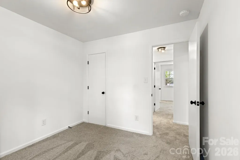 8517 Castle Pine Court Charlotte NC 28226