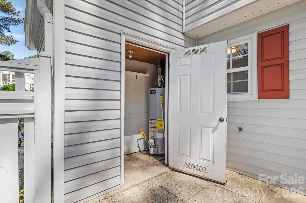 8517 Castle Pine Court Charlotte NC 28226