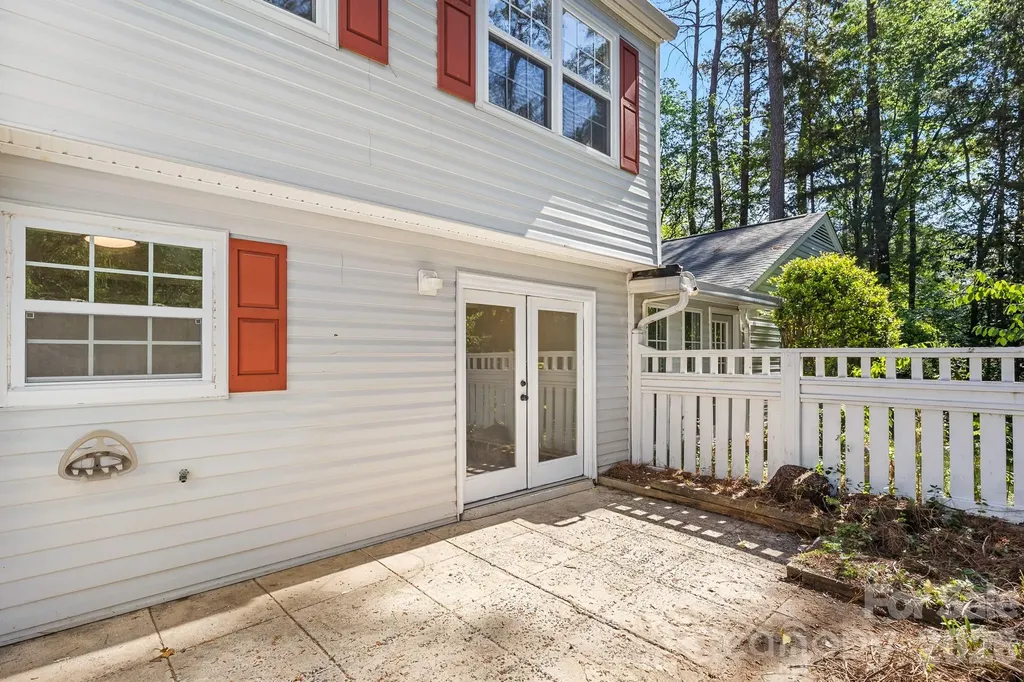 8517 Castle Pine Court Charlotte NC 28226