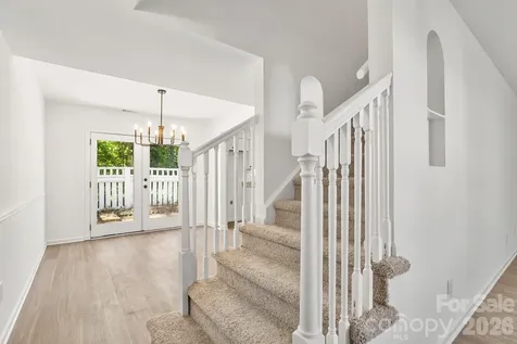 8517 Castle Pine Court Charlotte NC 28226
