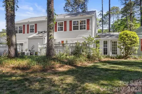 8517 Castle Pine Court Charlotte NC 28226
