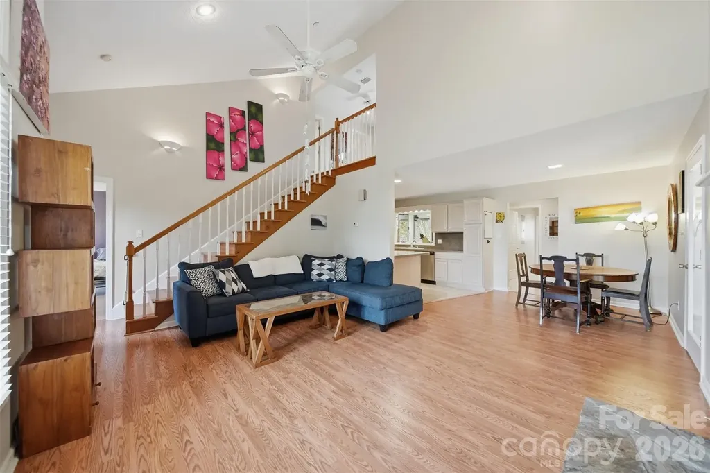 192 Reese Loop Taylorsville NC 28681