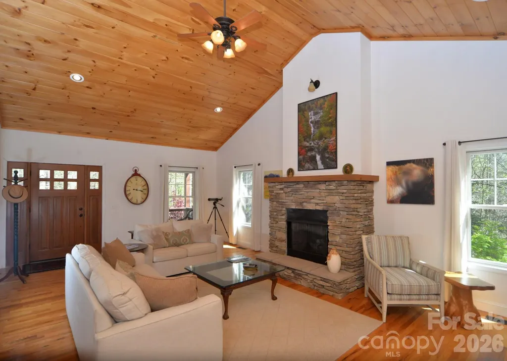 95 Creeks Edge Drive Hendersonville NC 28739