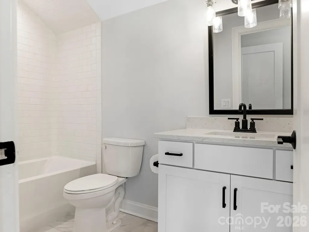 2555 Deacon Avenue Charlotte NC 28204