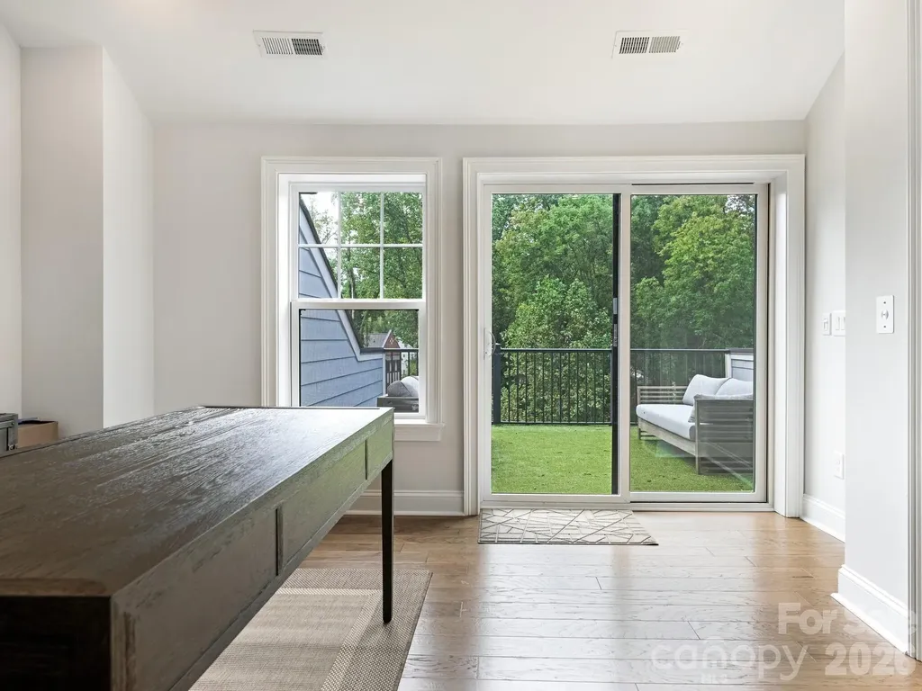 2555 Deacon Avenue Charlotte NC 28204