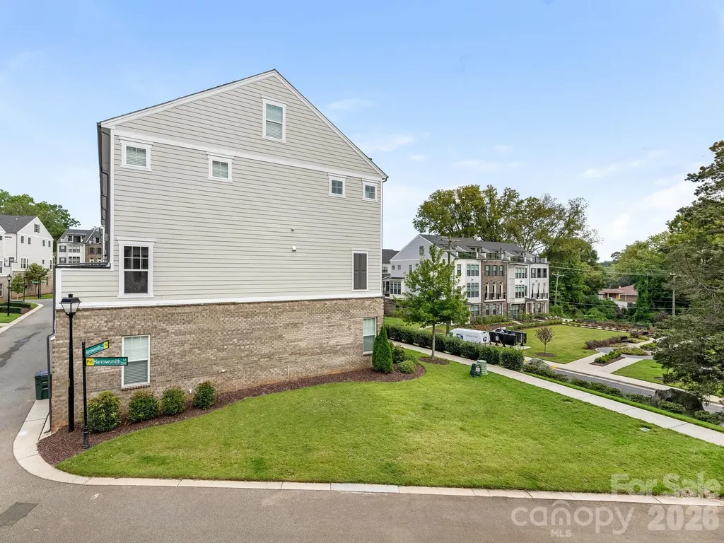 2555 Deacon Avenue Charlotte NC 28204