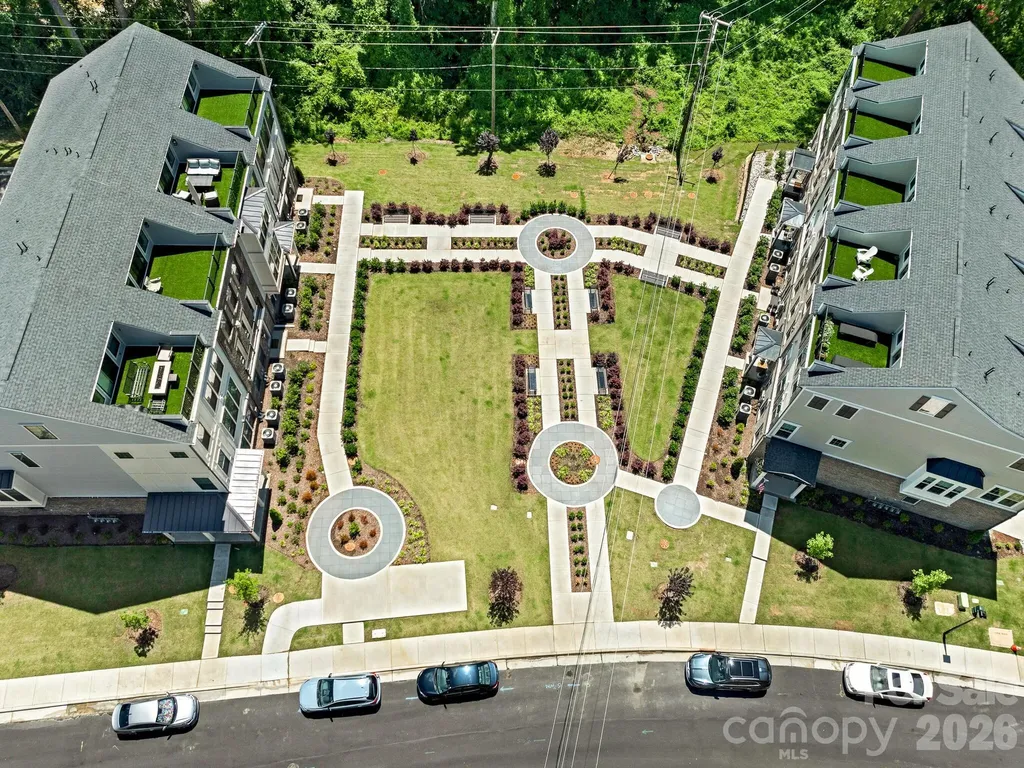 2555 Deacon Avenue Charlotte NC 28204