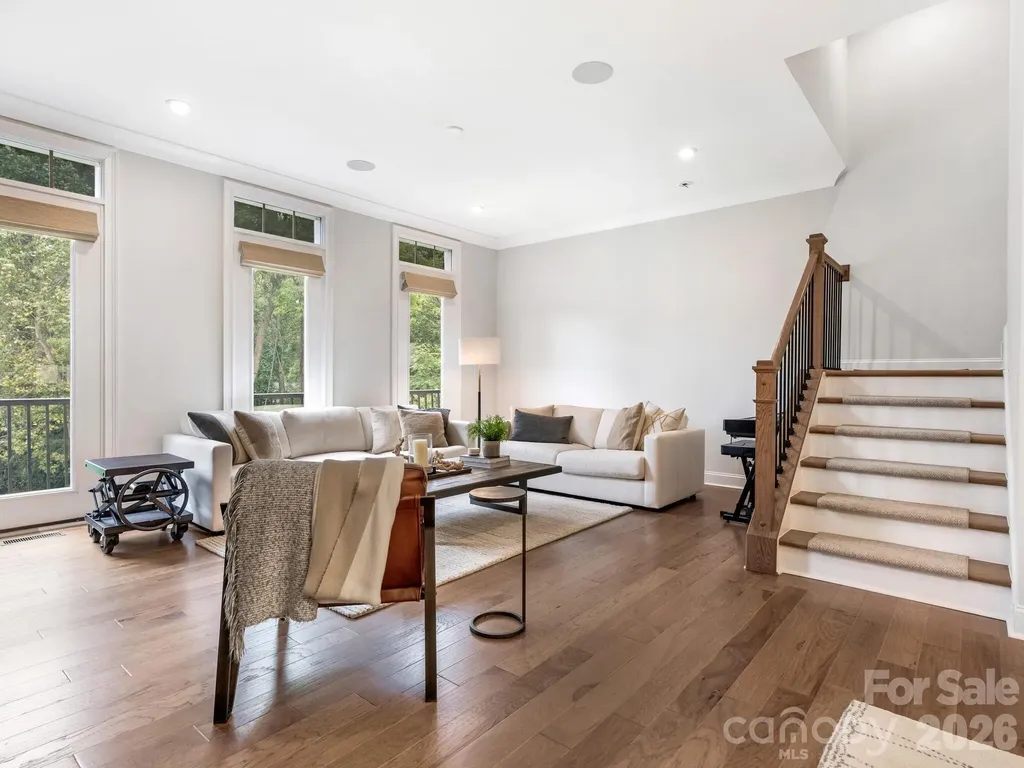 2555 Deacon Avenue Charlotte NC 28204