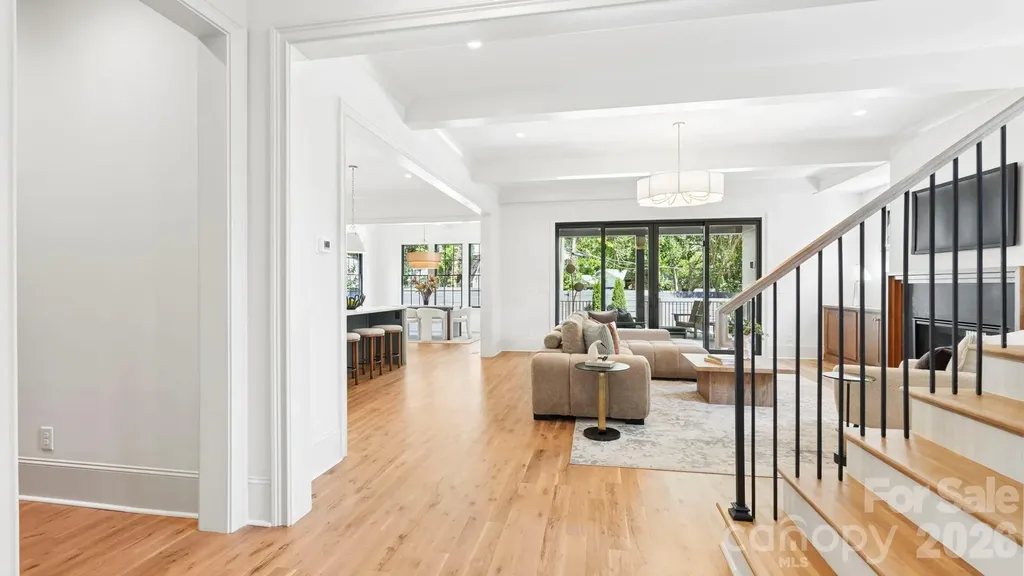419 Lorna Street Charlotte NC 28205