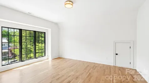 419 Lorna Street Charlotte NC 28205