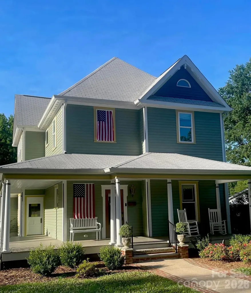 207 W Academy Street Cherryville NC 28021