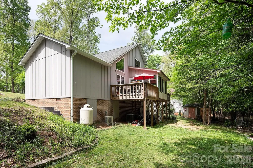 138 Uwharrie Court Mount Gilead NC 27306