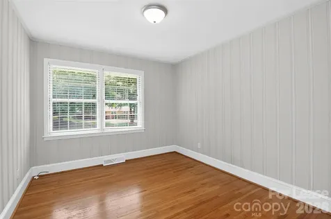2309 Lanier Avenue Charlotte NC 28205