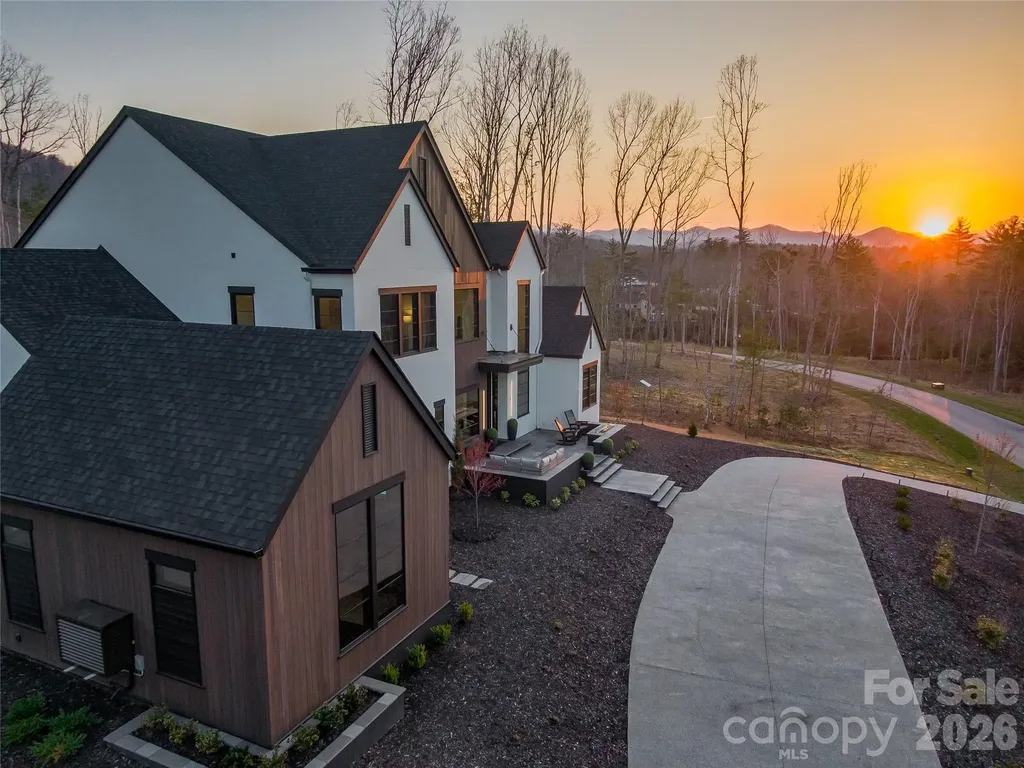 361 Belle Isle Way Asheville NC 28803
