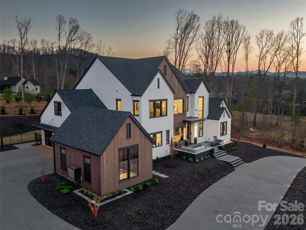 361 Belle Isle Way Asheville NC 28803
