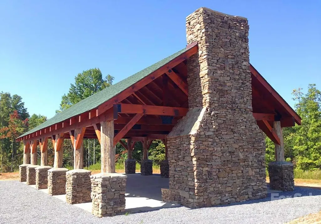 453 Grandview Peaks Drive Nebo NC 28761