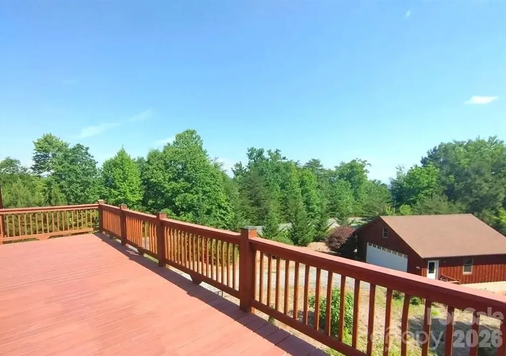 453 Grandview Peaks Drive Nebo NC 28761