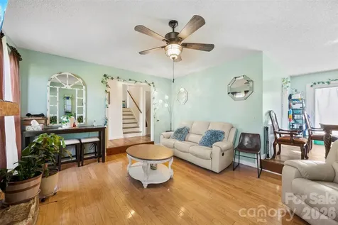 831 College Avenue Shelby NC 28152