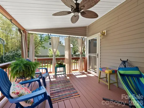 1614 Ridgewood Boulevard Hendersonville NC 28791